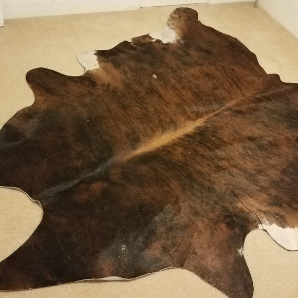 Chesterfield Other - Chesterfield Cowhide Rugs 6x8